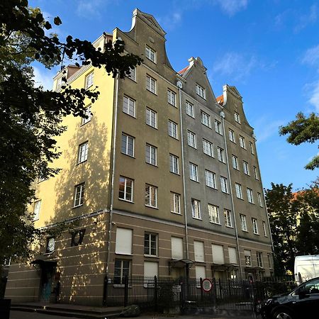 Flatbook - Old Town Apartments Ogarna Gdańsk Zewnętrze zdjęcie